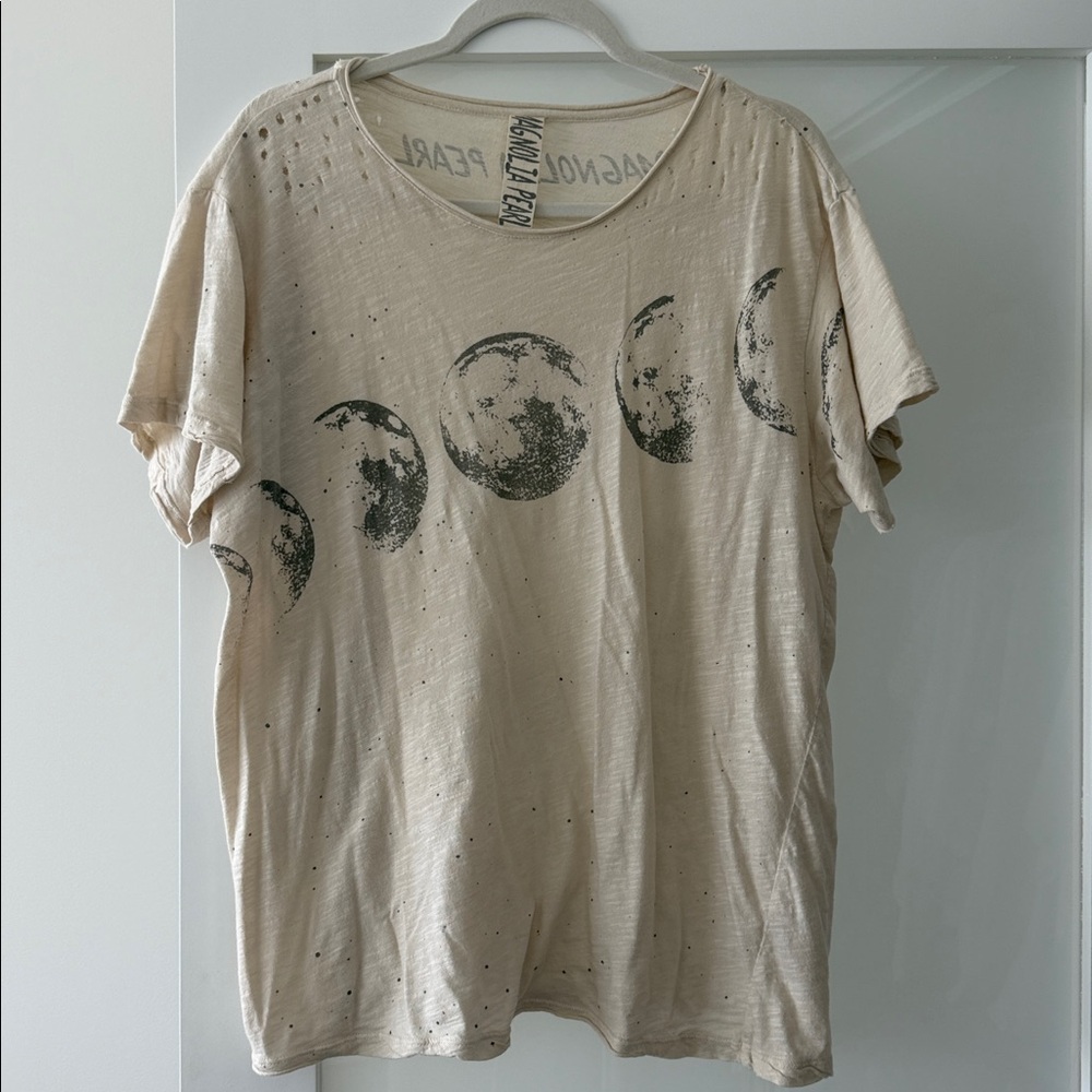 Magnolia Pearl Phases of the Moon tee